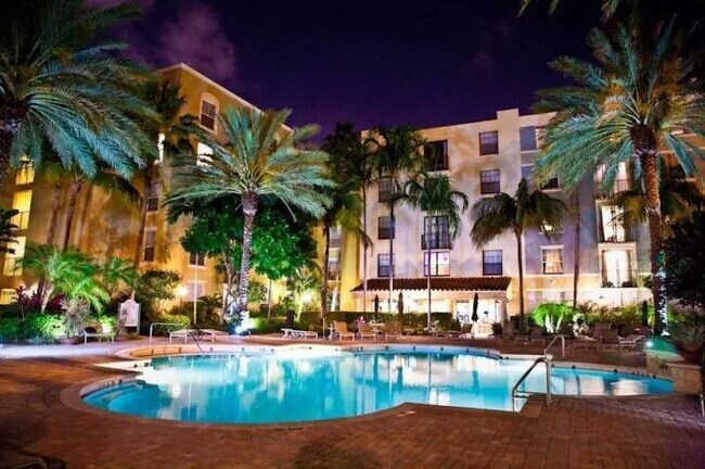 Foto del edificio - 651 Okeechobee Blvd