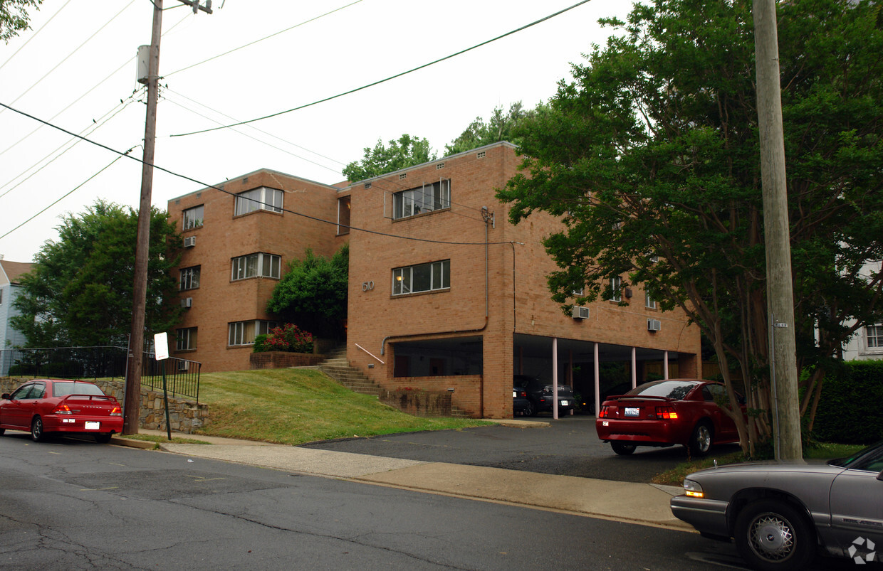 Primary Photo - Woodland Apartments