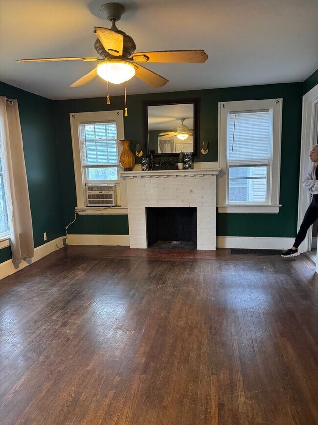 Foto del edificio - 713 S Market Ave