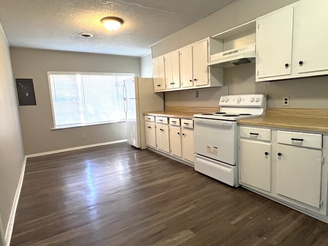 Photo - 4895 Given Ave House