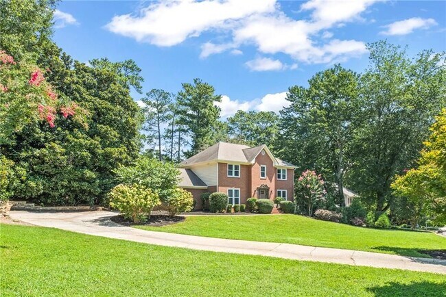 Foto del edificio - 3201 Lakeridge Dr SE