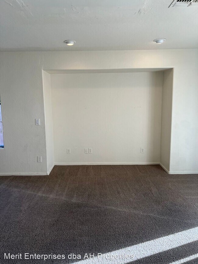 Foto del edificio - 4 br, 2 bath House - 6028 S 22ND DR