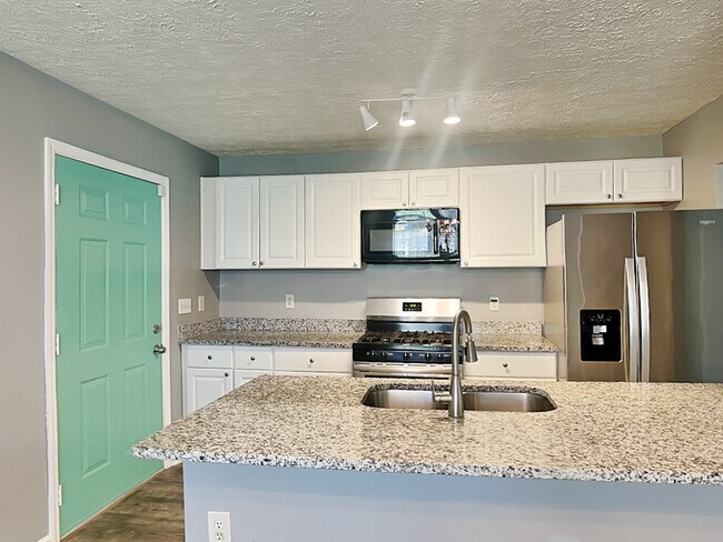 Foto del edificio - 249 Chappell Rd NW