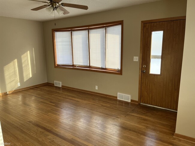 Building Photo - 2 br, 1 bath House - 922 S 26th St