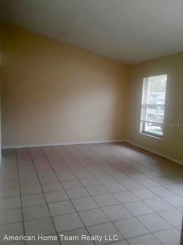 Building Photo - 2 br, 2 bath House - 2714 Adela Ave