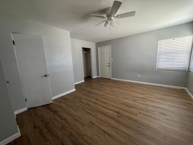 Foto del edificio - 1557 S Clara Ave