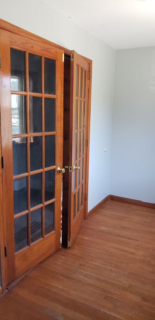 Building Photo - Charming row home in the heart of Darby, v...