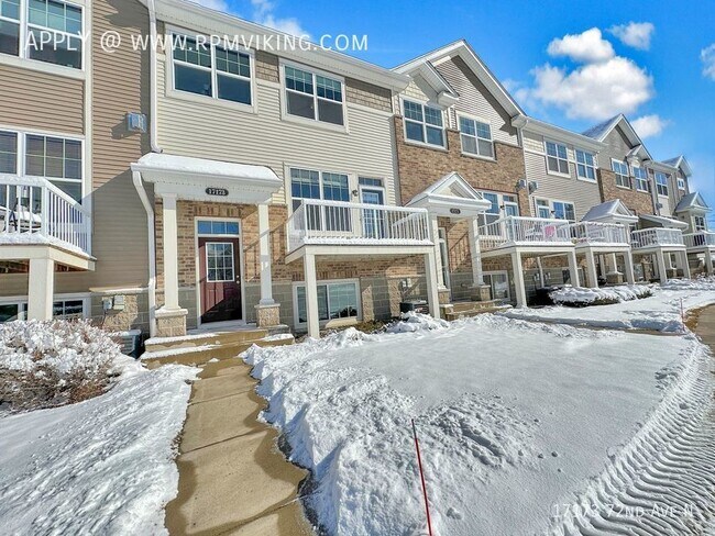 Building Photo - 4br 3ba 2cg ~ Security Deposit Free Altern...