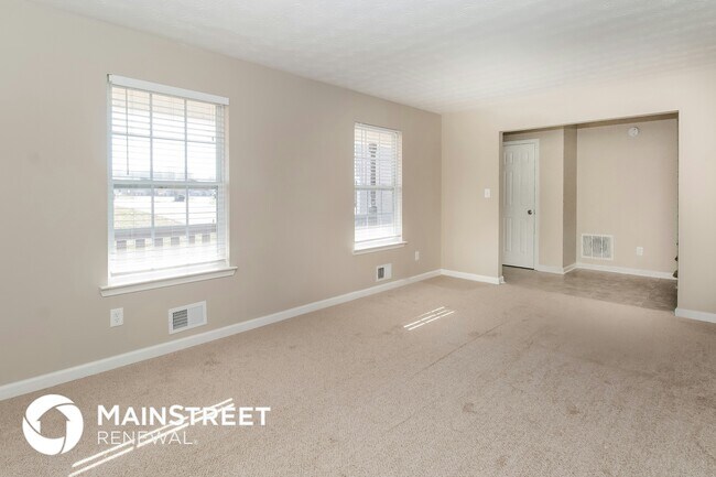 Building Photo - 519 Trinity Tr