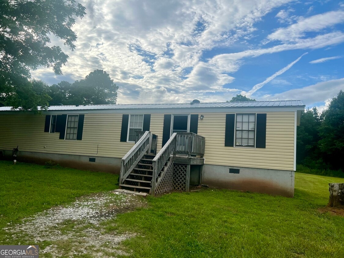 Primary Photo - 2830 Greensboro Rd