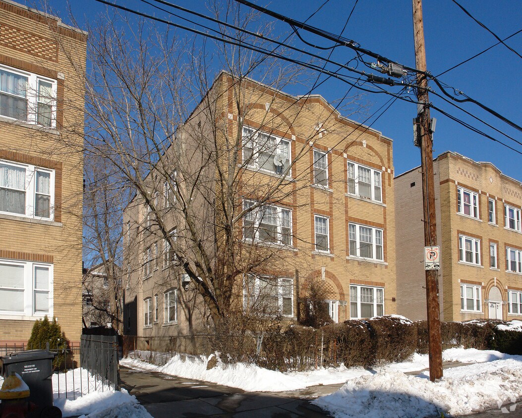 Building Photo - 34 Redding St