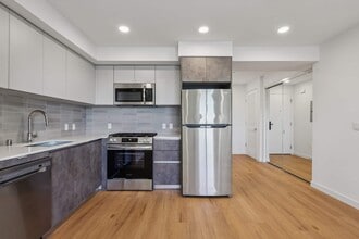 Building Photo - Clad LA