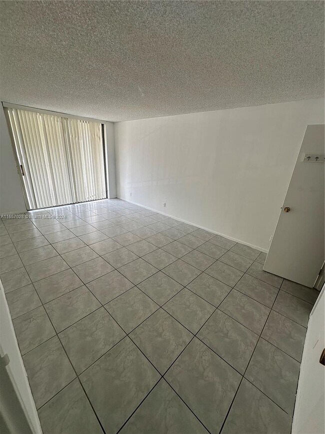 Foto del edificio - 2101 Atlantic Shores Blvd