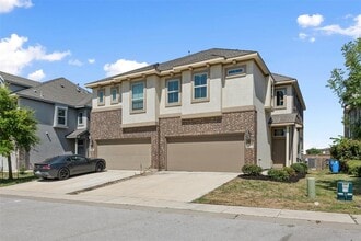 Building Photo - 2202 Dillon Pond Ln