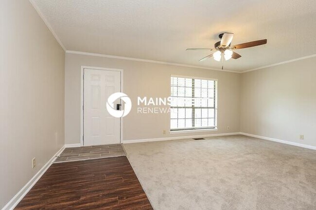 Foto del edificio - 4 Bedroom Pet-Friendly Home in GOODLETTSVILLE, TN with Main Street Renewal