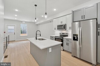 Building Photo - 520 W Susquehanna Ave