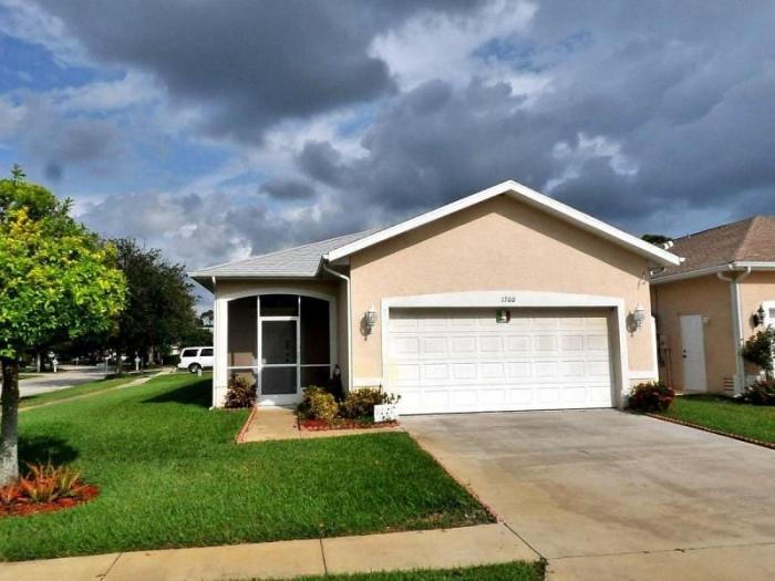 Foto principal - 2 bedroom in Port St. Lucie FL 34952