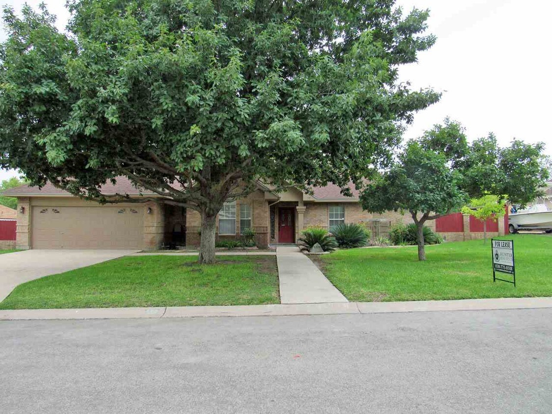 117 White Feather Trail, Del Rio, TX 78840 House Rental in Del Rio