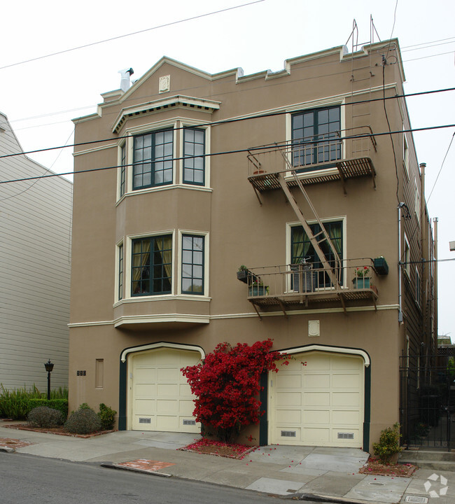 Building Photo - 539 14th Ave