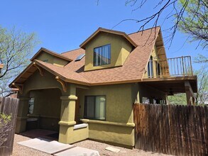 Building Photo - 2905 E Blacklidge Dr