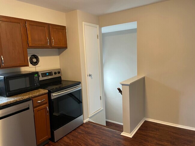 Foto del edificio - 8653 Brent Dr