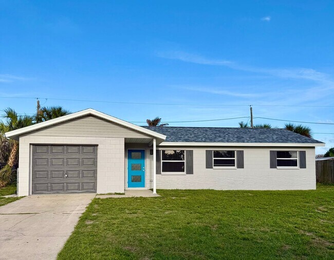 Foto del edificio - Adorable Makeover Melbourne Florida-Close to Wickham Rd.