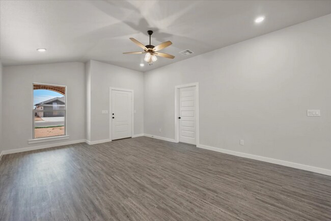 Foto del edificio - New Construction Built in Upland West