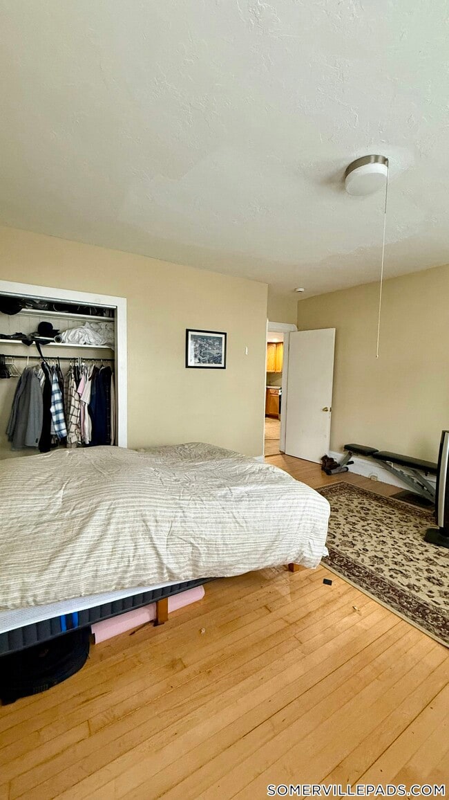 Building Photo - 35 Conwell Ave