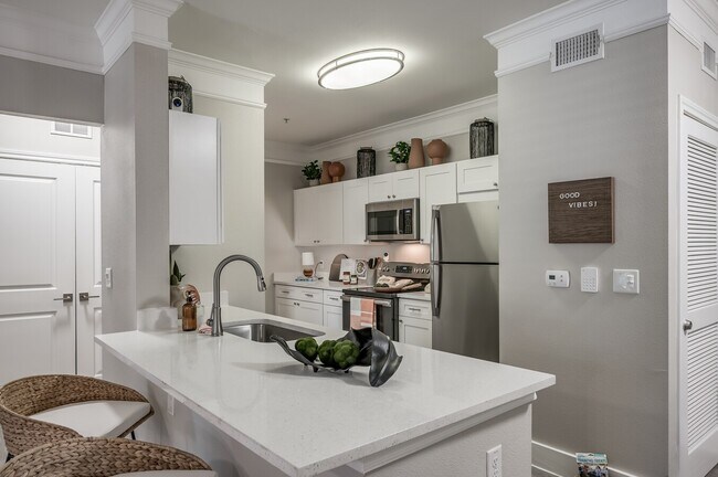 Foto del edificio - Spacious & Modern, Lease Today!
