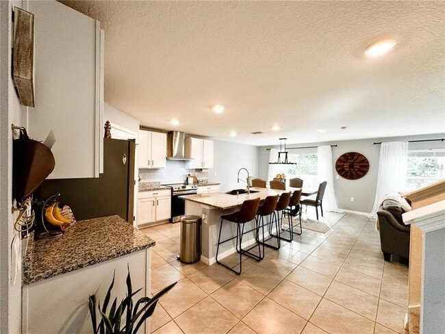 Building Photo - 36851 Goffaux Loop