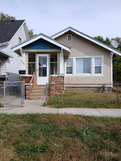 Building Photo - 839 Dunwood Ct