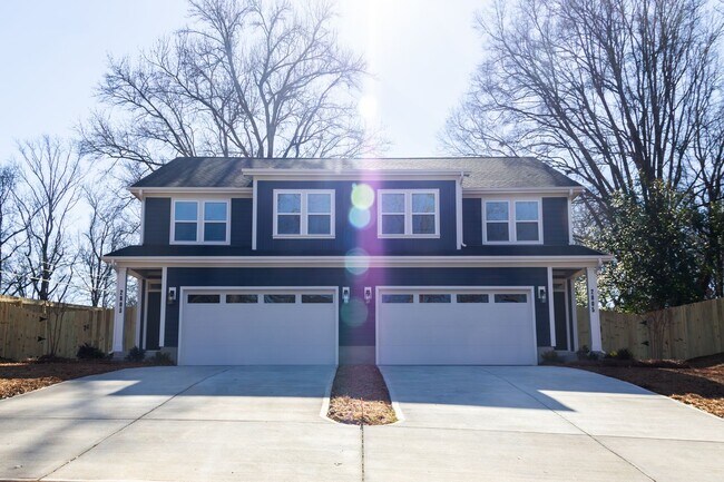 Foto del edificio - 2805 Fordwood Dr