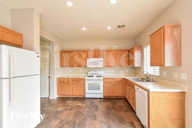 Building Photo - 5316 Adorato Dr