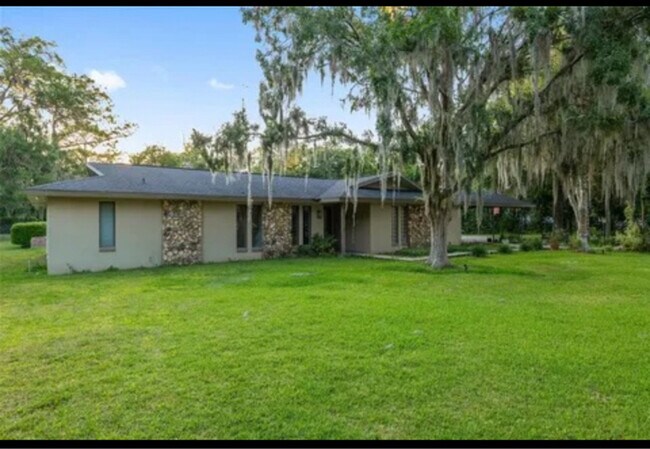 Foto del edificio - 4100 SW 86th Terrace