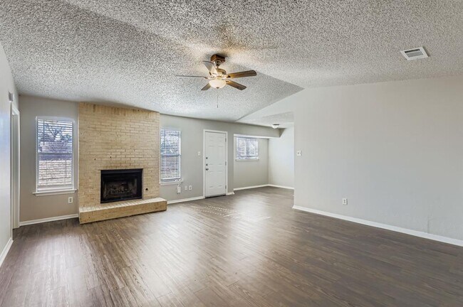 Foto del edificio - 11807 Acorn Creek Trail