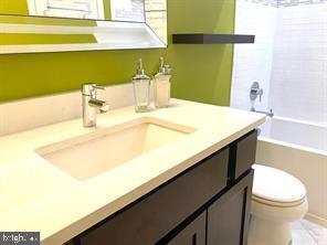 Foto del edificio - 7136 Tolliver St