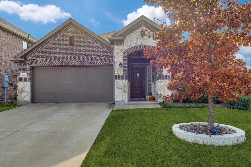 Foto principal - 11800 Patton Dr