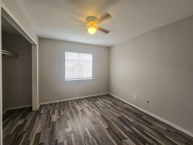 Building Photo - 396 Duroux Rd