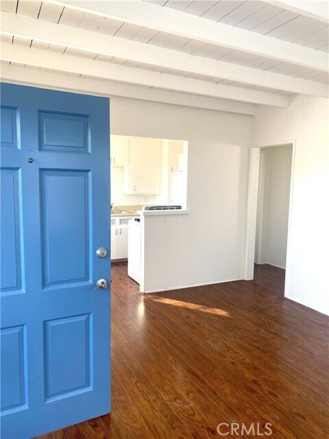 Foto principal - 415 1/2-722 Narcissus Ave