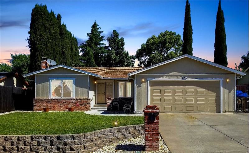 Primary Photo - 1020 Rotherham Dr