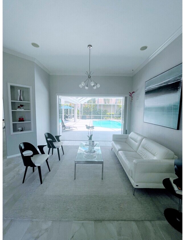 Foto del edificio - 6516 Windjammer Pl