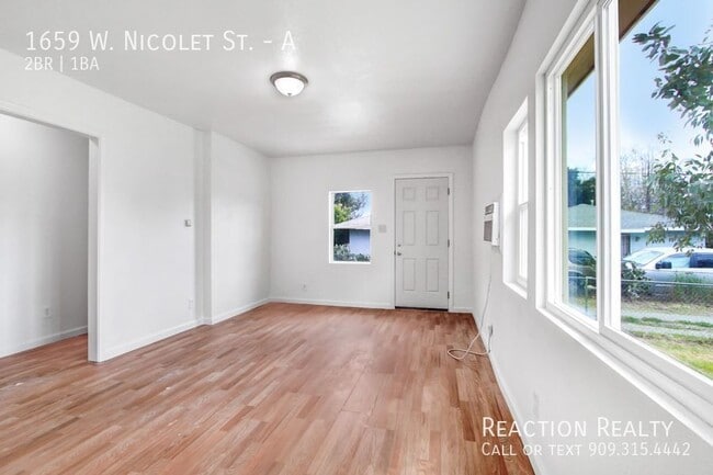Building Photo - 1659 W Nicolet St