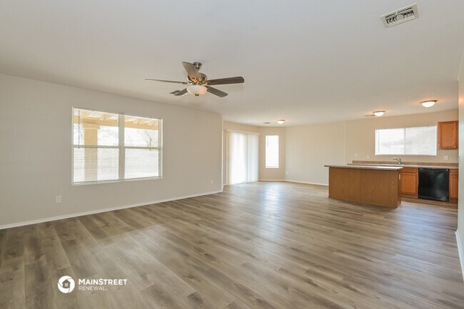 Building Photo - 5090 E Butterweed Dr