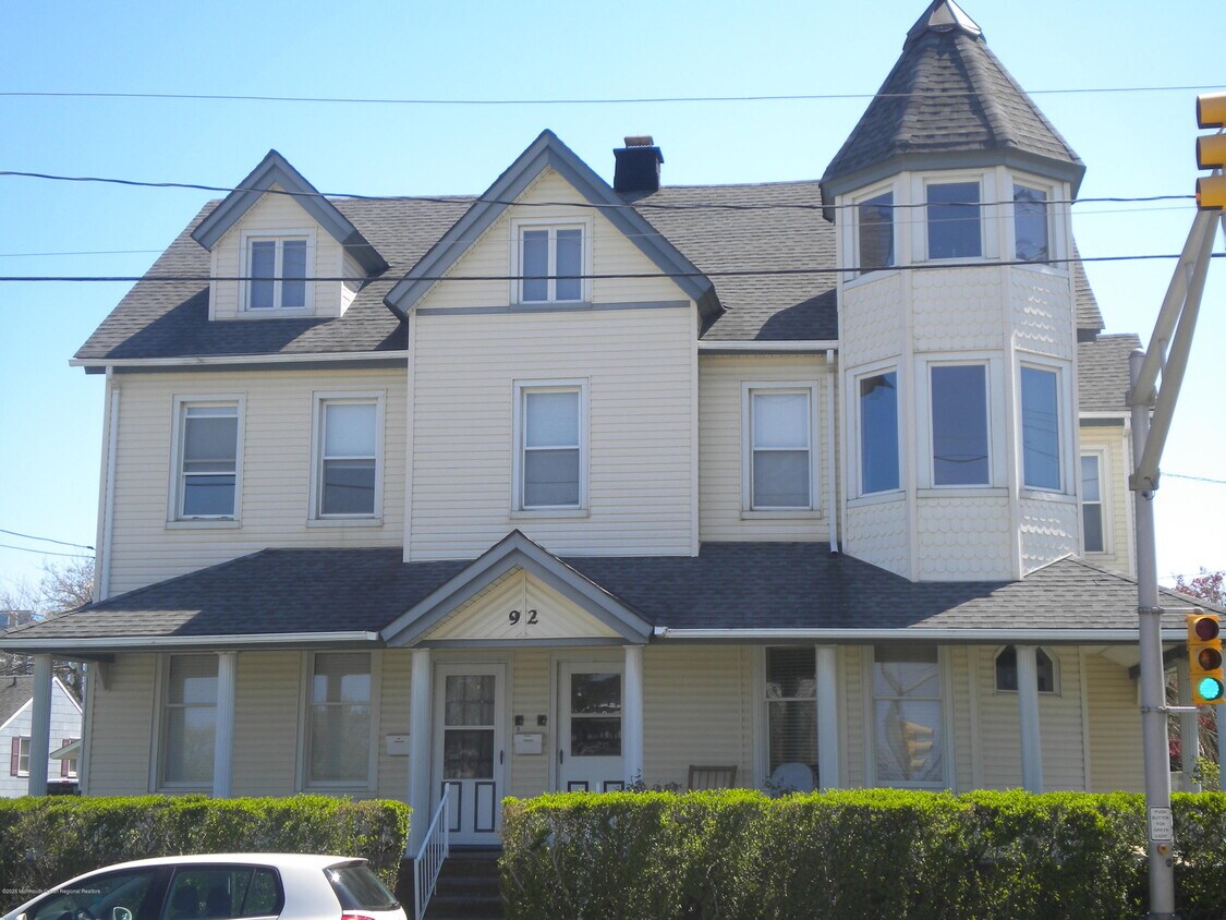 Primary Photo - 92 Chelsea Ave