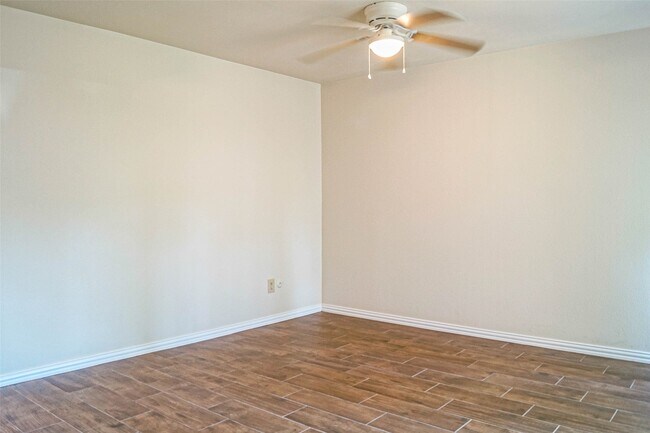 Foto del edificio - 11 Canyon Oak Pl