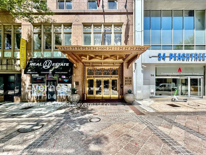 Foto principal - Cozy 1-Bedroom Condo with Convenient Acces...