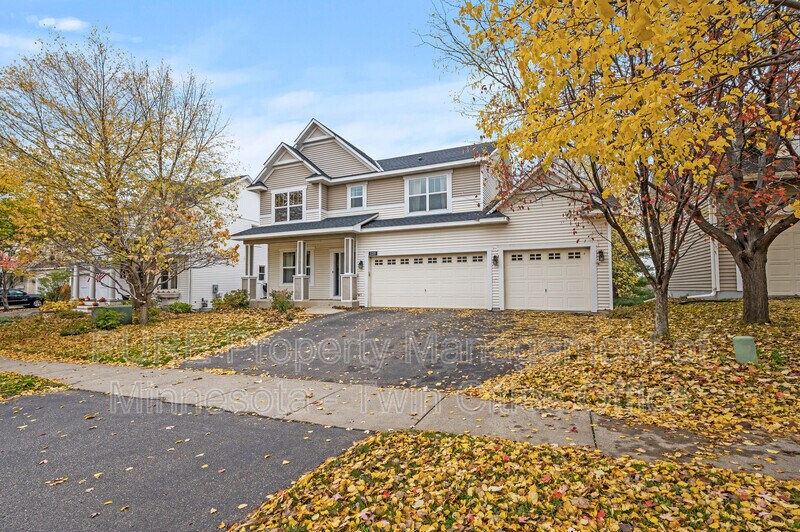 Primary Photo - 11318 Sundance Way