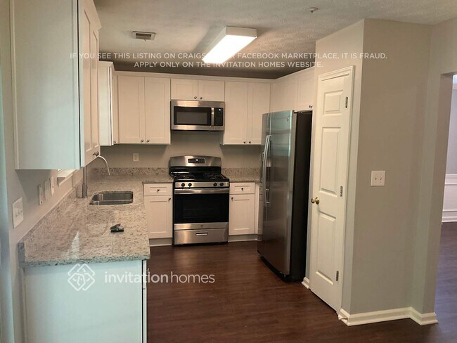 Foto del edificio - 28 Whitlock Square SW