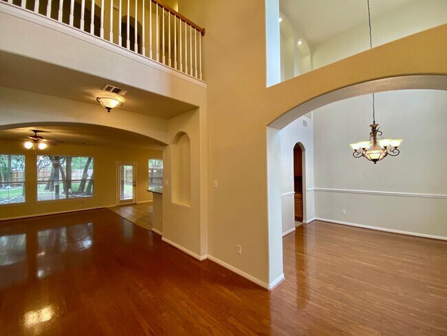 Building Photo - Gorgeous 4/3.5 in Cedar Park!!