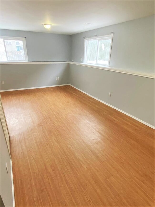 Photo du bâtiment - 2117B Quince Street, Prince George, BC, Canada